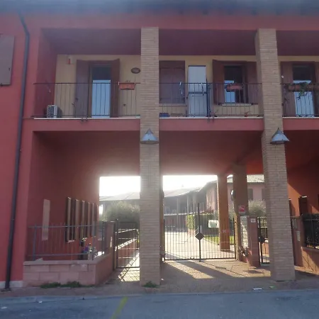 Apartment Borgo Quaera Esenta